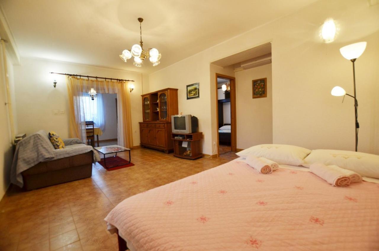 كانافانار Miro Apartments المظهر الخارجي الصورة