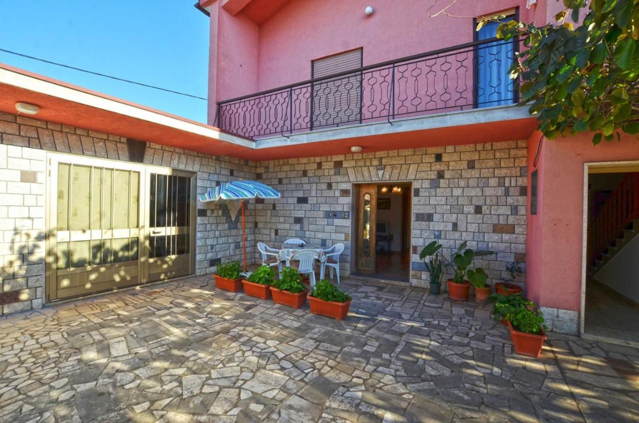كانافانار Miro Apartments المظهر الخارجي الصورة
